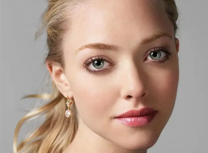 amanda seyfried — DE news