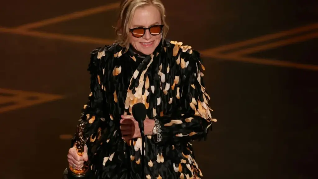 amy madigan — DE news