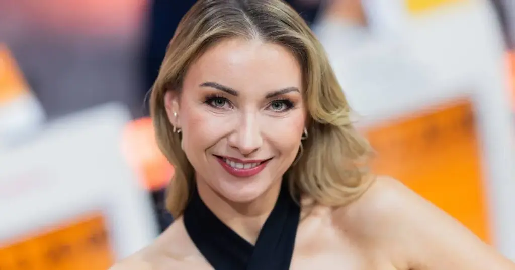 anna-carina woitschack — DE news