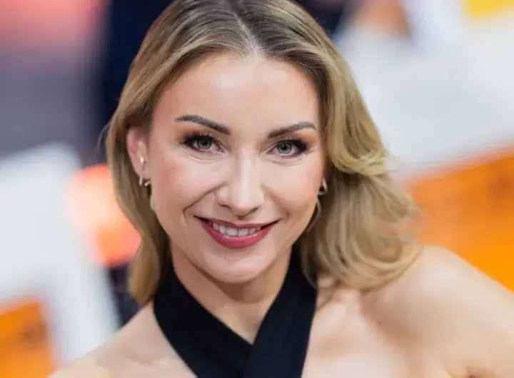 anna-carina woitschack — DE news