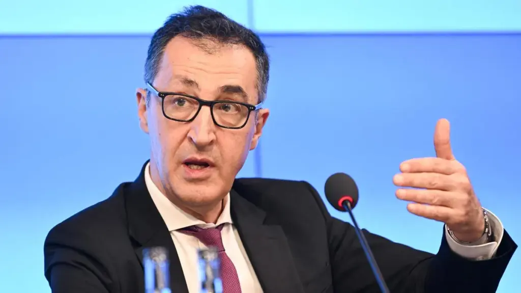 cem özdemir politik — DE news