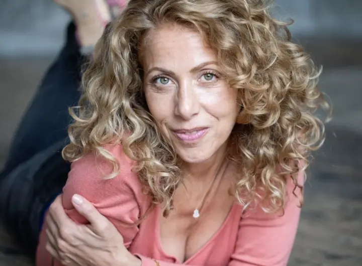 deborah levi — DE news