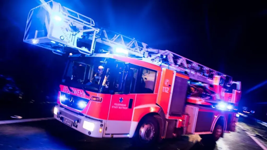 feuerwehrmann geblitzt fahrverbot — DE news