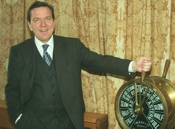 gerhard schröder — DE news