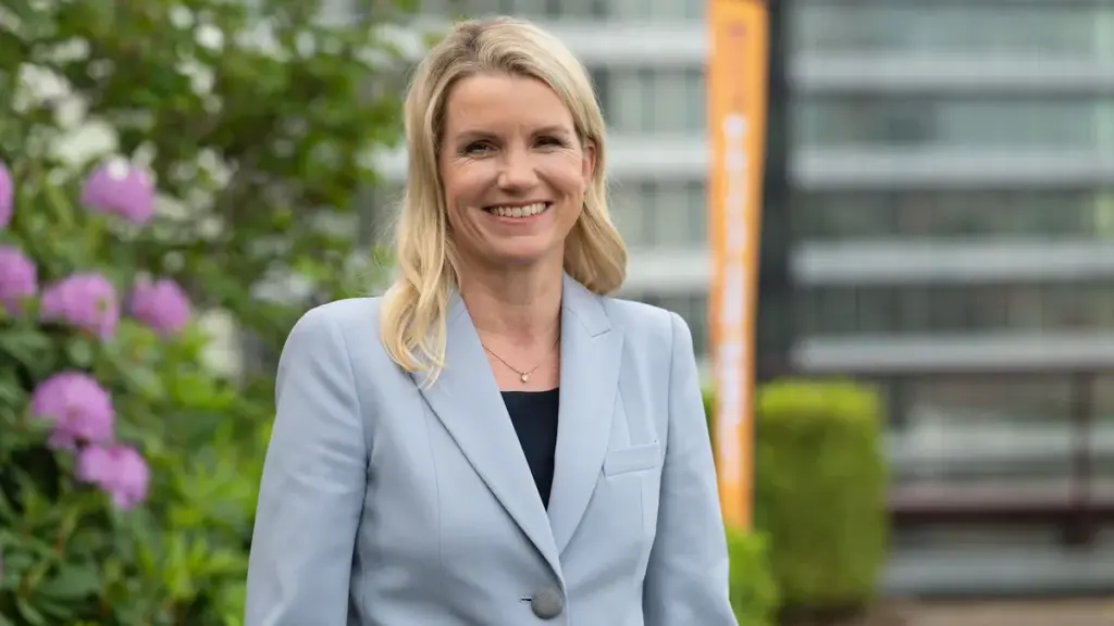 karin dohm — DE news