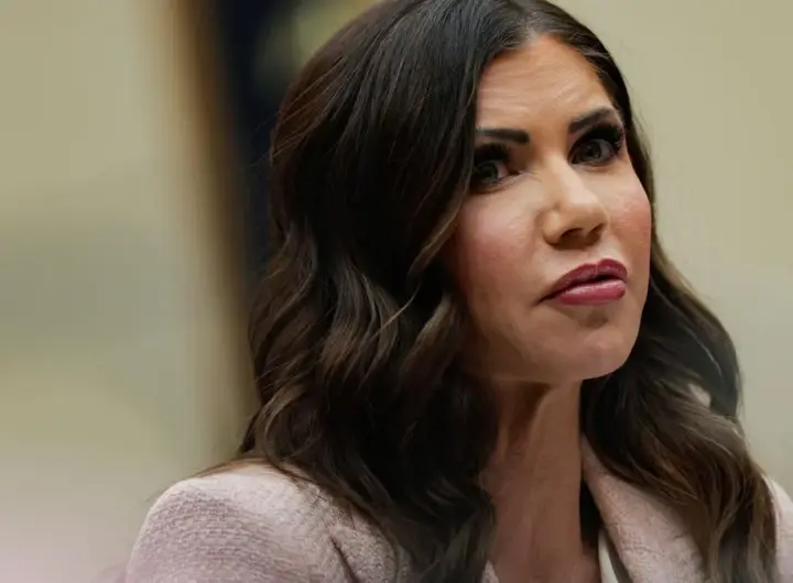 kristi noem — DE news