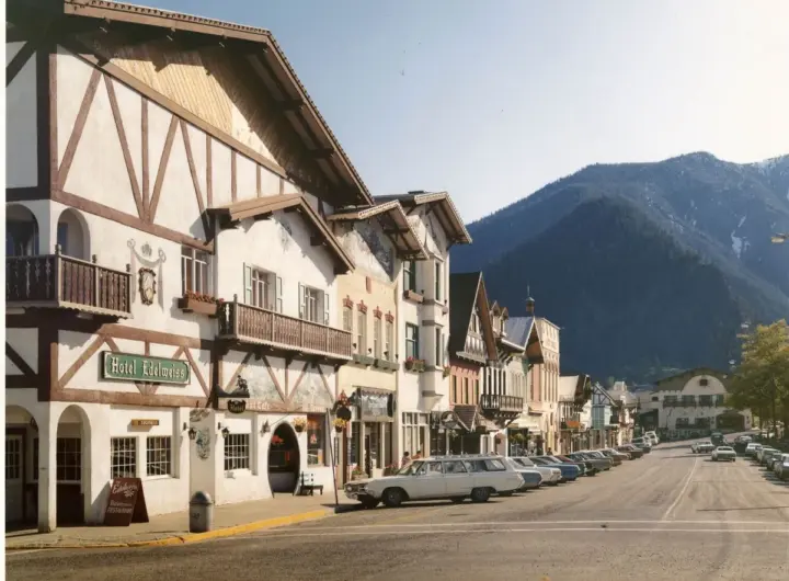 leavenworth — DE news