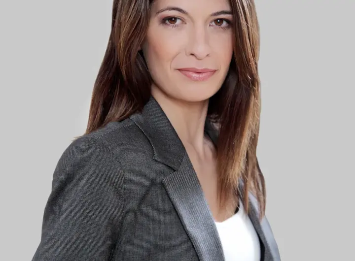 linda zervakis — DE news