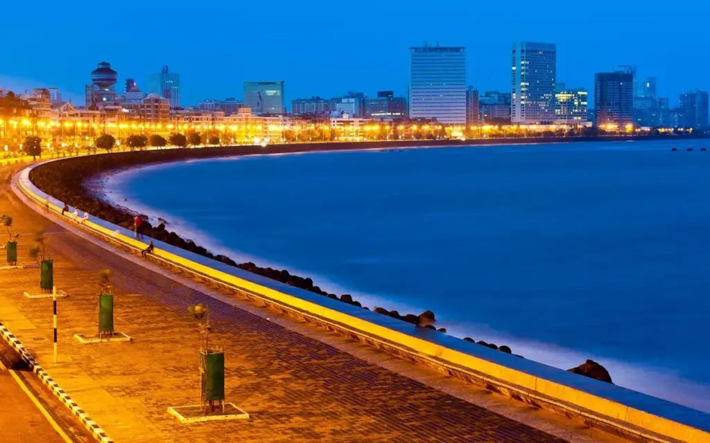 mumbai — DE news