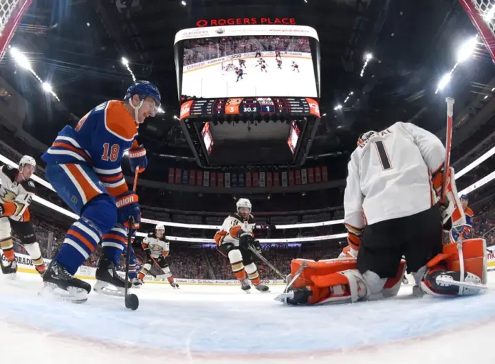 oilers – ducks — DE news