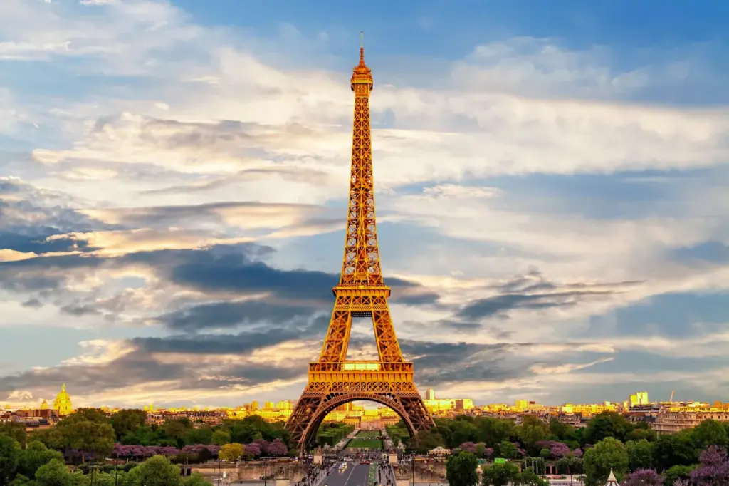 paris — DE news