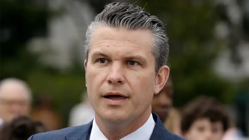 pete hegseth — DE news