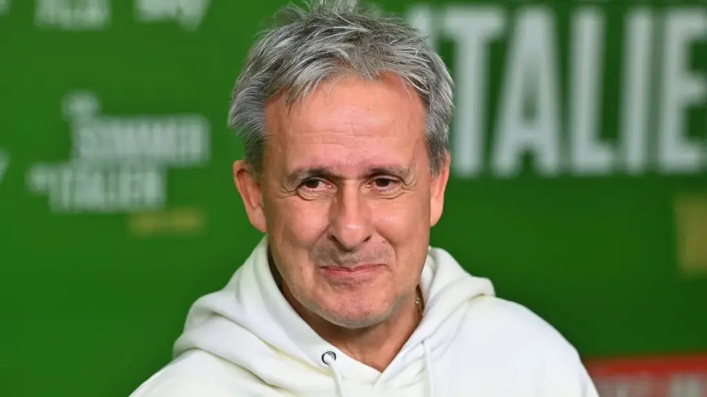 pierre littbarski — DE news