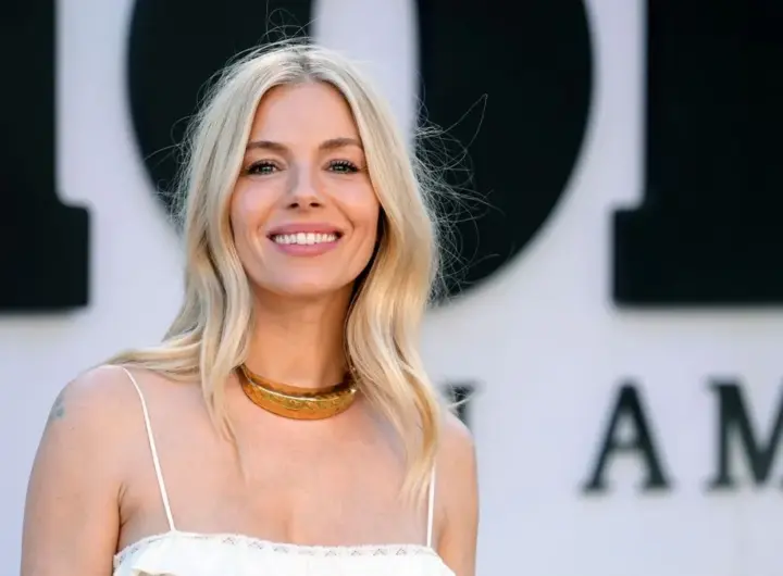 sienna miller — DE news