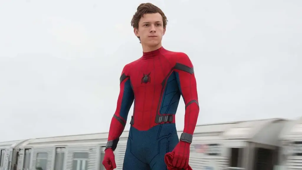 tom holland — DE news