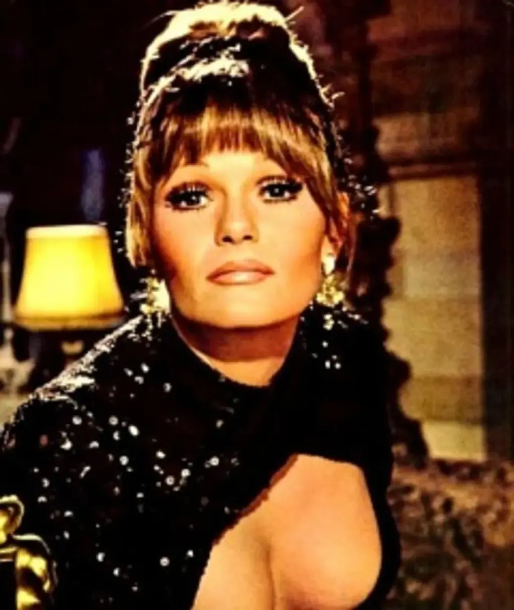 valerie perrine — DE news