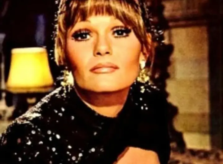 valerie perrine — DE news