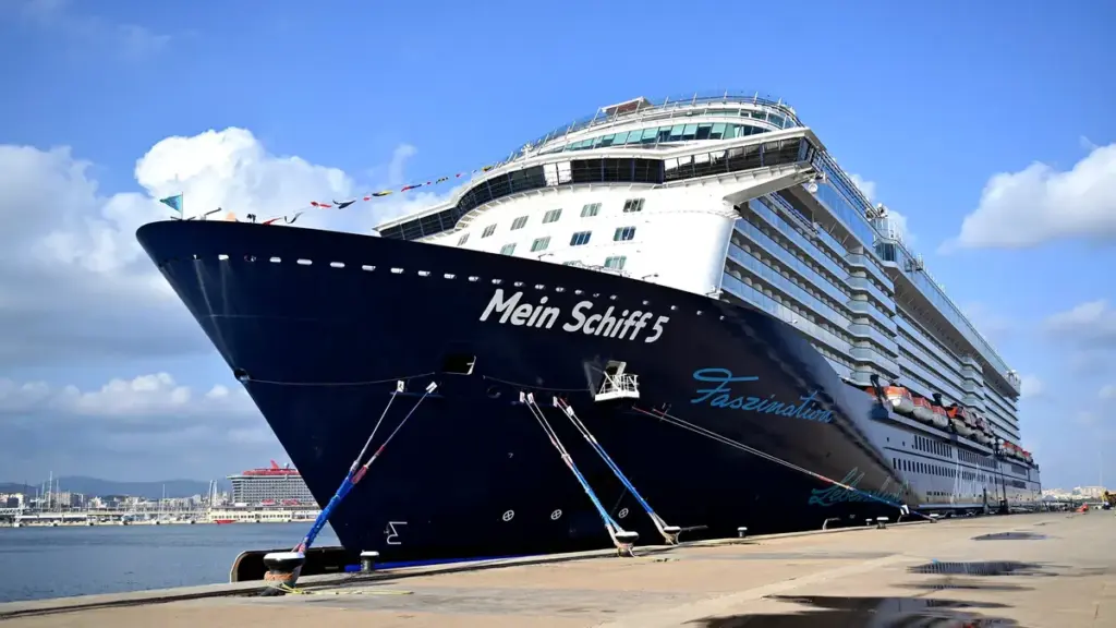mein schiff hormus — DE news