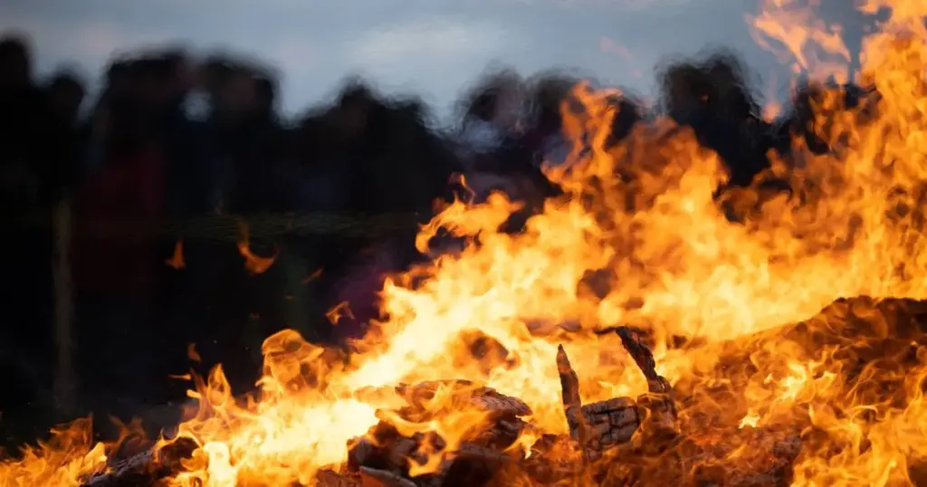osterfeuer — DE news