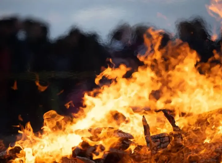 osterfeuer — DE news
