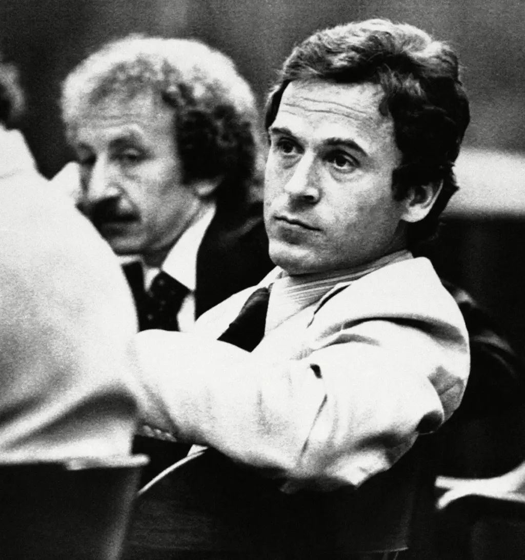 ted bundy — DE news