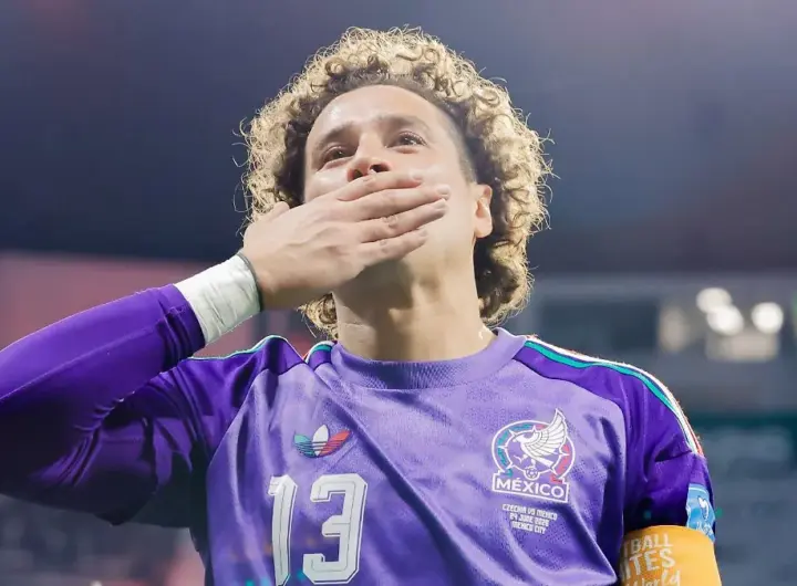 WM 2026: Plötzlich bebt das ganze Stadion: Gänsehaut-Einwechslung von Kult-Keeper Ochoa - BILD