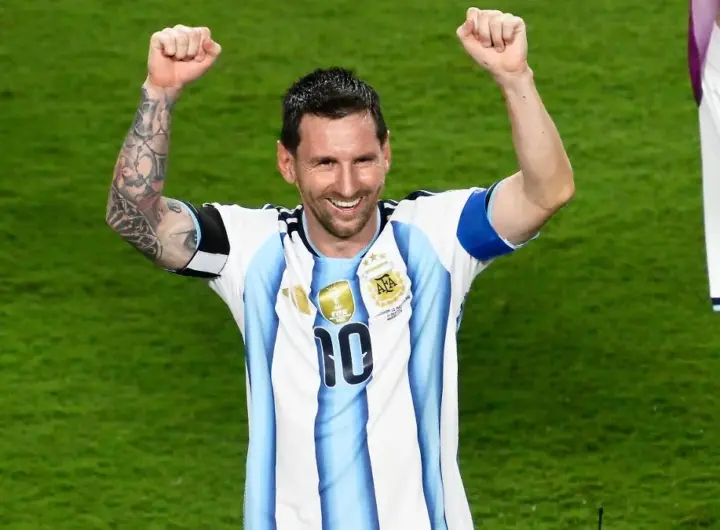 Fußball-Weltmeisterschaft - Argentinien im WM-Fieber - Springen im Uber erlaubt - Sport