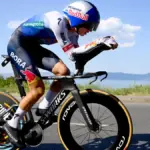 Tour de France: Florian Lipowitz stürzt, muss das Rennen aufgeben - BILD