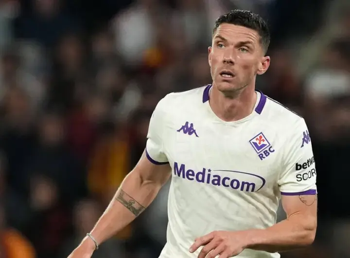 Weil Gosens kommt: Aufstiegsheld muss Schalke wohl verlassen - fussballdaten.de
