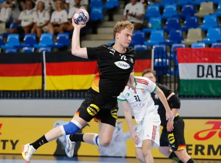 Drama gegen Ungarn: Unsere U20-Handballer werfen Halbfinale weg - BILD
