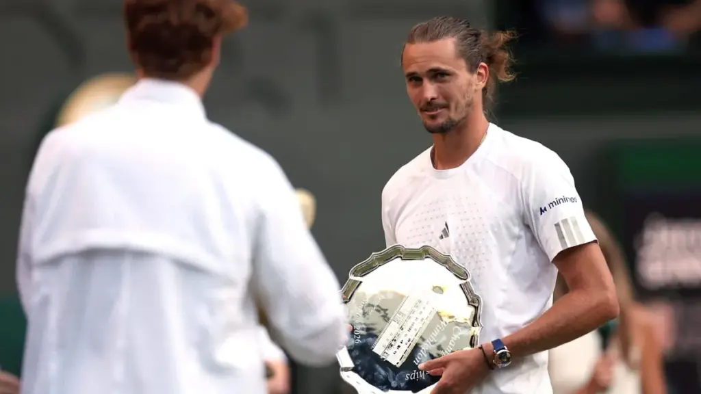 Wimbledon: Merz besuchte Zverev in der Umkleide - BILD