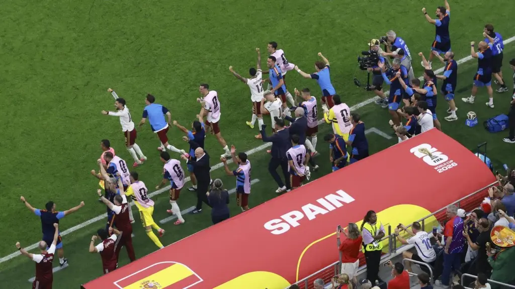 Kylian Mbappé meldet sich nach Frankreichs Aus bei der WM gegen Spanien - BILD