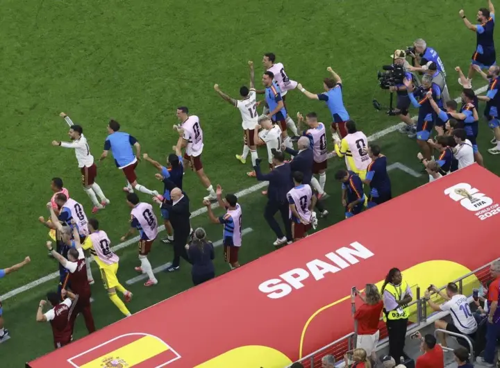 Kylian Mbappé meldet sich nach Frankreichs Aus bei der WM gegen Spanien - BILD
