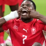WM 2026: Achtelfinale! Bundesliga-Star Johan Manzambi zaubert die Schweiz weiter - BILD