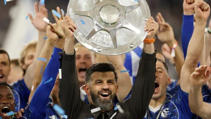 FC Schalke 04 v Eintracht Braunschweig - 2. Bundesliga